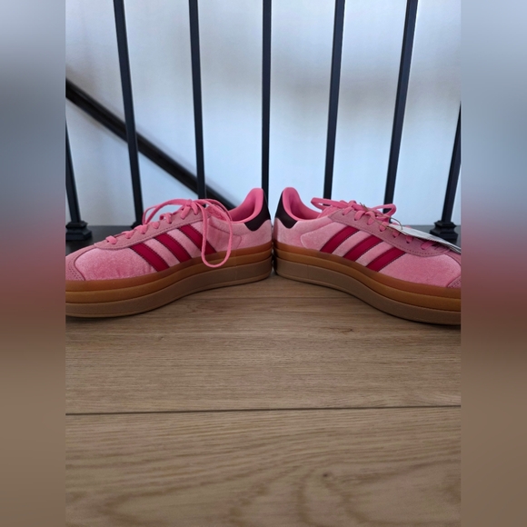 NWT Adidas Gazelle Bold J Women's Pink Sneakers 6 But Fits Like 6.5-7 - Picture 8 of 10